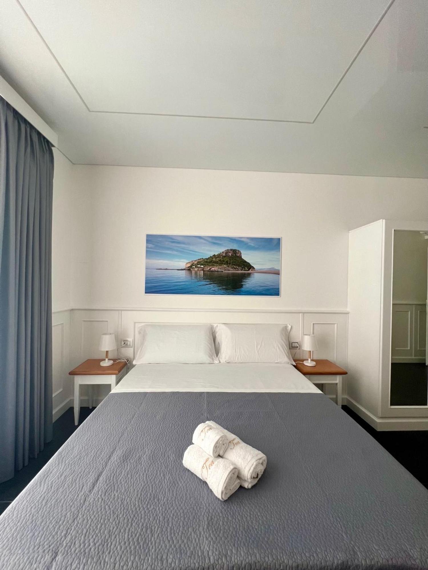 Tea Luxury - Praia A Mare Exterior photo