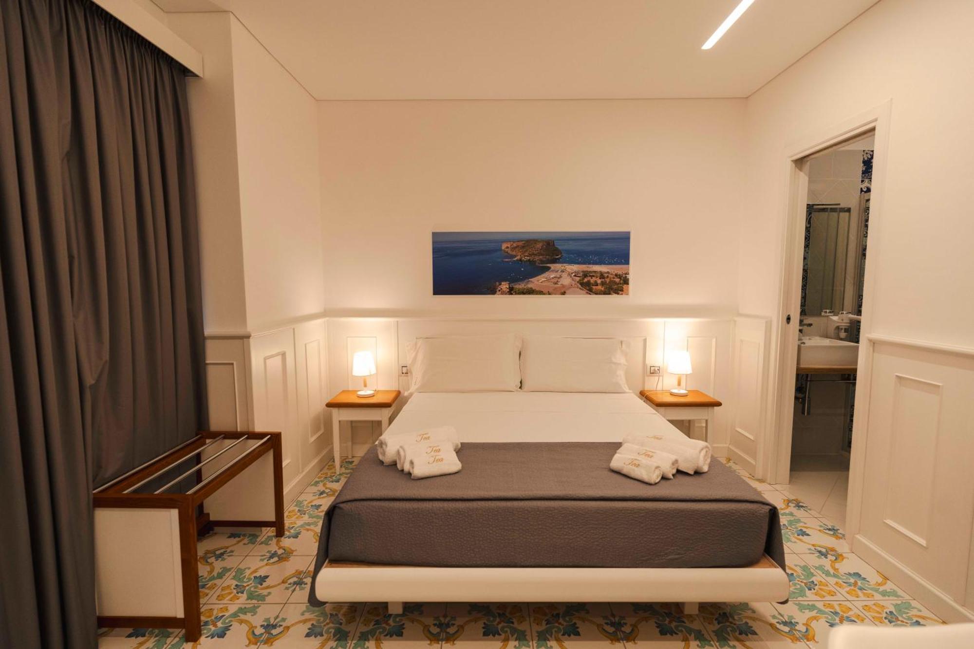 Tea Luxury - Praia A Mare Exterior photo
